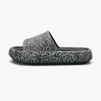 Comfort Royal | Cloud Walkers